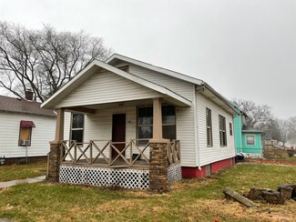 602 N 5th St, Champaign, IL 61820