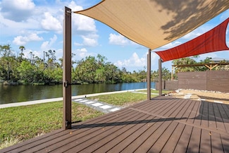 6814 68th Ave E, Bradenton, FL 34203