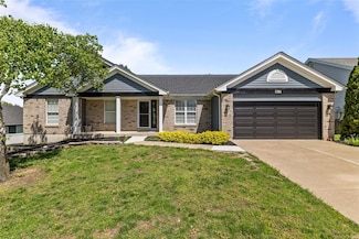 1704 Fairview Farms Cir, Wentzville, MO 63385