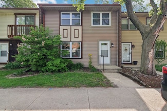 4 Dan Ireland Dr Unit 1, Plainfield, IL 60544