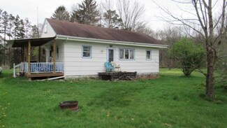 117 Red Line Rd, Kennerdell, PA 16374