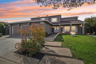 10703 Pebble Place, Cupertino, CA 95014