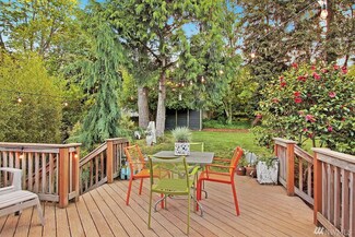 5725 39th Ave NE, Seattle, WA 98105