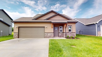 500 Ayden Ln, Clarksville, TN 37042