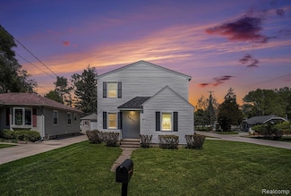1223 Ridgeway St NE, Grand Rapids, MI 49505