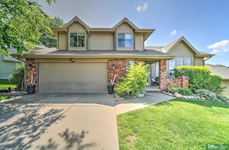 1216 S 167th St, Omaha, NE 68130