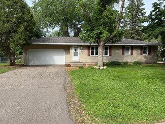 16536 Franchise Ave W, Rosemount, MN 55068