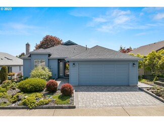 14920 NE Newport St, Portland, OR 97230
