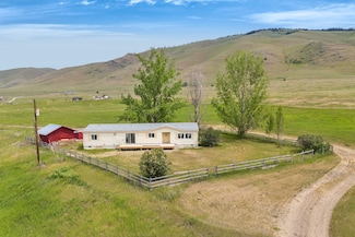 69660 Pellew Creek Ln, Arlee, MT 59821