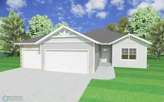 4288 Pine Pkwy S, Fargo, ND 58104