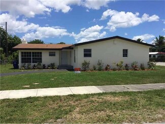 19601 NW 6th Ct, Miami, FL 33169