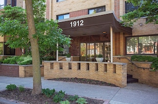 1912 Dupont Ave S Unit 302, Minneapolis, MN 55403