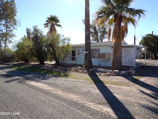 27992 Norris Ave, Bouse, AZ 85325