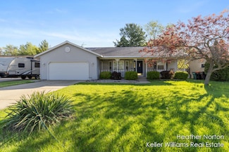 2063 Tyler St, Jenison, MI 49428