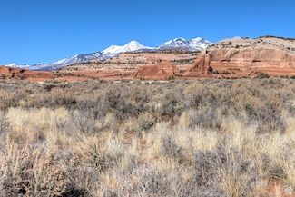 17 N Back of the Arch Dr Unit D, Moab, UT 84532