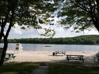 2 Brier Crest Rd, Out of County, PA 18610