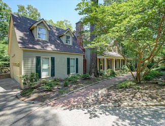 17 Glenleigh Dr, Little Rock, AR 72227