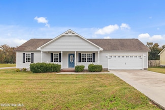 156 Louie Ln, Jacksonville, NC 28540