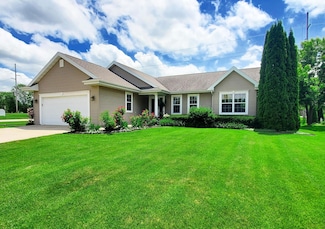 1542 Primrose Ln, Fond Du Lac, WI 54935