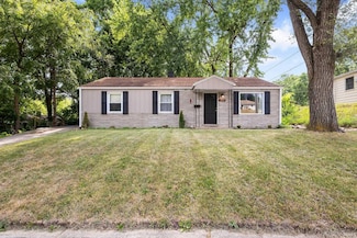 1022 Dover Dr, South Bend, IN 46614