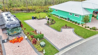 3240 Fish Hawk Dr, Auburndale, FL 33868