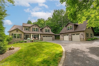 7682 Day Ave SW, Navarre, OH 44662