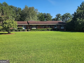 239 Brookwood Dr, Dublin, GA 31021