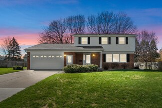 2701 Hemlock Ave, Portage, MI 49024