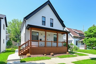 1928 E Iron St, Milwaukee, WI 53207