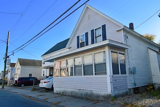 41 Ash St, Nashua, NH 03060