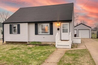716 Renrose Ave, Loves Park, IL 61111
