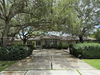 11055 Paradela St, Coral Gables, FL 33156