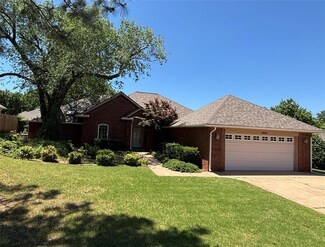 1401 Carrick Ct, Edmond, OK 73034