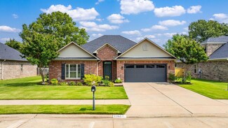 5260 Piedmont Dr, Conway, AR 72034