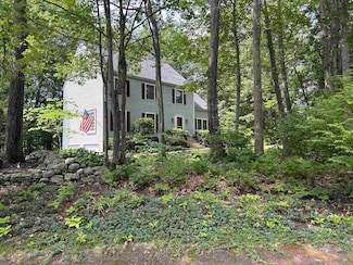 12 Belle Brook Ln, Derry, NH 03038