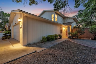10210 Oso Grande Rd NE, Albuquerque, NM 87111