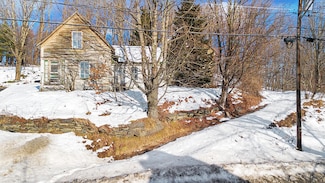 129 Town Farm Rd, Farmington, ME 04938