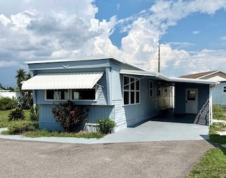 10 El Red Dr, Tavares, FL 32778