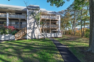 800 Bearses Way Unit 2SF, Hyannis, MA 02601