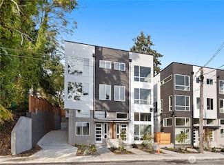 1311 14th Ave S Unit B, Seattle, WA 98144