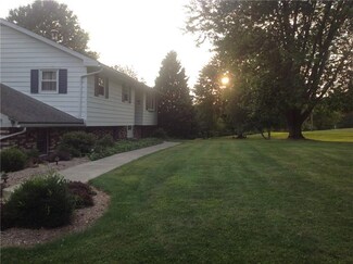 327 Hopper Rd, Transfer, PA 16154