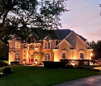 36W850 Red Gate Ct, Saint Charles, IL 60175