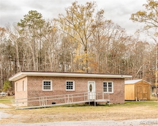 11512 Duncan Rd, North Dinwiddie, VA 23805