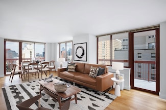260 W 52nd St Unit 23-C, New York, NY 10019