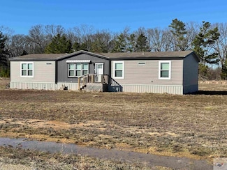 30 Barkman Bend Rd, Hooks, TX 75561