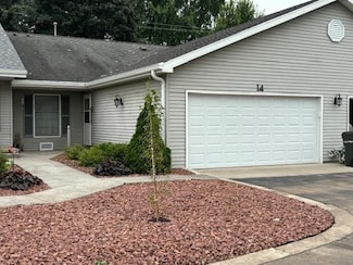 511 W Griswold St Unit 14, Ripon, WI 54971