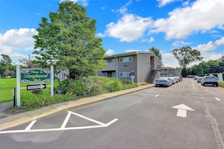 365 Route 111 Unit C-4, Smithtown, NY 11787