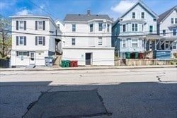 716 Lawrence St Unit 1, Lowell, MA 01852