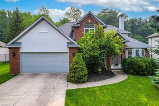 9675 Nicole Cir, Strongsville, OH 44136
