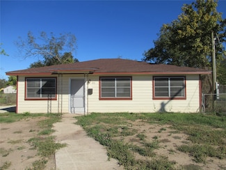 813 Live Oak St, Marlin, TX 76661